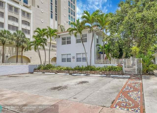 Property at 210 Mendoza Ave #3, Coral Gables, FL 33134, 1 bed, 1 bath