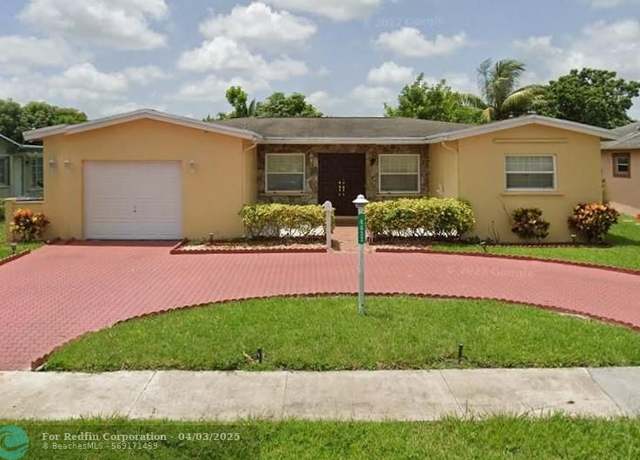 Property at 4632 NW 39th St, Lauderdale Lakes, FL 33319, 3 beds, 2 baths