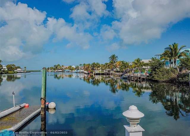 Property at 9920-9922 Aviation Blvd, Marathon, FL 33050, 4 beds, 4 baths