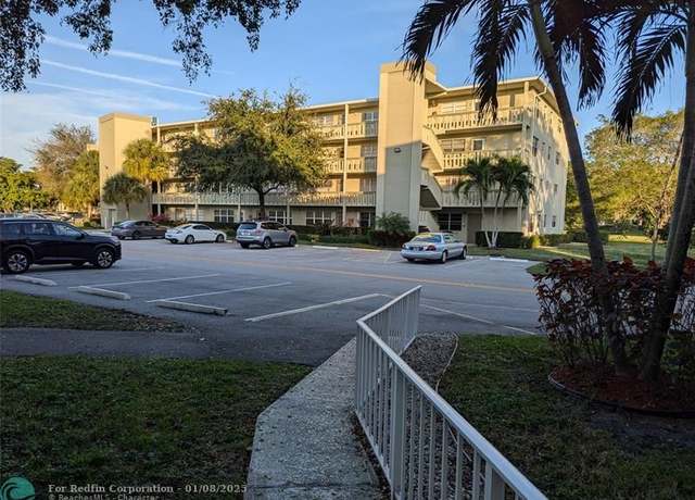 Property at 2040 Berkshire B #2040, Deerfield Beach, FL 33442, 2 beds, 1.5 baths