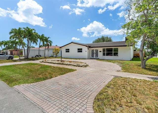 Property at 5300 Garfield St, Hollywood, FL 33021, 4 beds, 3 baths