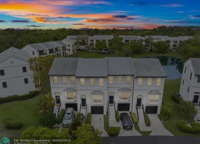 Property at 1735 42nd Sq, #101, Vero Beach, FL 32960, 2 beds, 2.5 baths