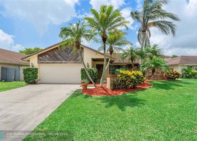 Property at 4094 NW 1st Pl, Deerfield Beach, FL 33442, 3 beds, 2 baths