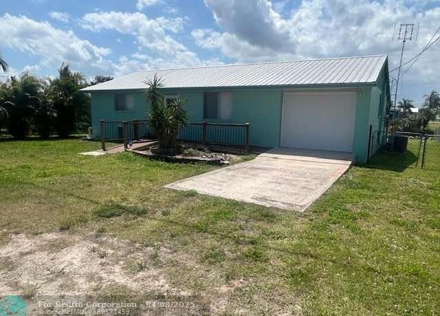 Property at 1532 Hunter Rd, Okeechobee, FL 34974, 2 beds, 1.5 baths