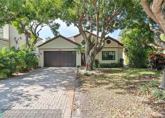 Property at 7559 Mirabella Dr, Boca Raton, FL 33433, 3 beds, 2 baths