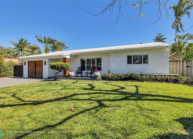 Property at 2840 NE 18th Ave, Wilton Manors, FL 33306, 2 beds, 2 baths