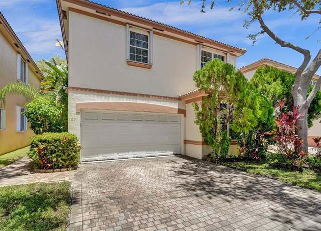 Property at 1251 Hayes, Hollywood, FL 33019, 3 beds, 2.5 baths