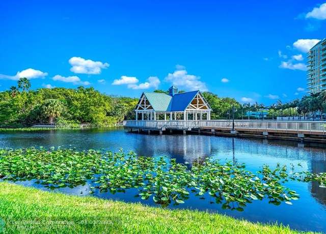Property at 350 N Federal Hwy #101, Boynton Beach, FL 33435, 3 beds, 2.5 baths