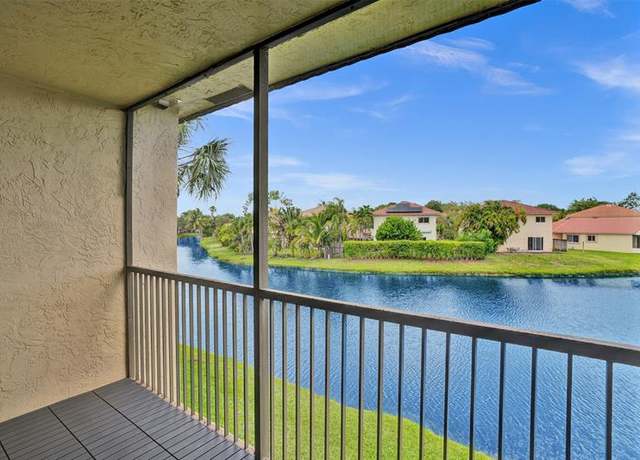 Property at 374 Lakeview Dr #203, Weston, FL 33326, 2 beds, 2 baths