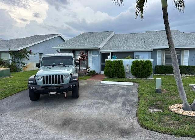 Property at 4355 Lucerne Villas Ln, FL 33467, 2 beds, 2 baths