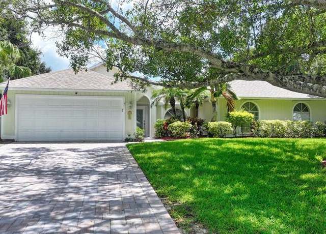 Property at 3295 4th Pl, Vero Beach, FL 32968, 4 beds, 2 baths