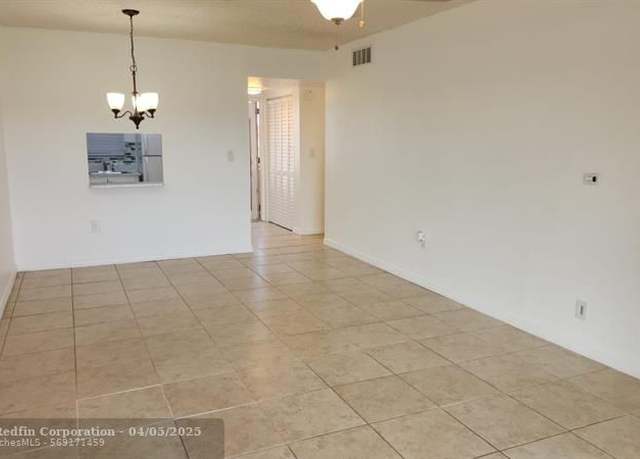 Property at 2831 E Sunrise Lakes Dr #305, Sunrise, FL 33322, 1 bed, 1 bath