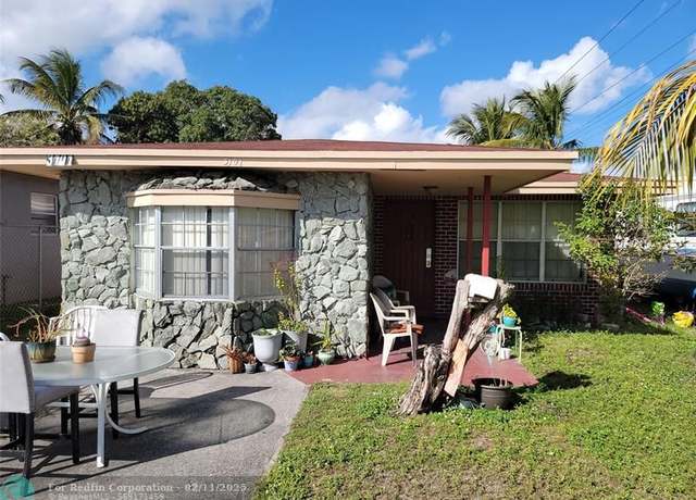 Property at 3101 SW 12th Pl, Fort Lauderdale, FL 33312, 4 beds, 2 baths