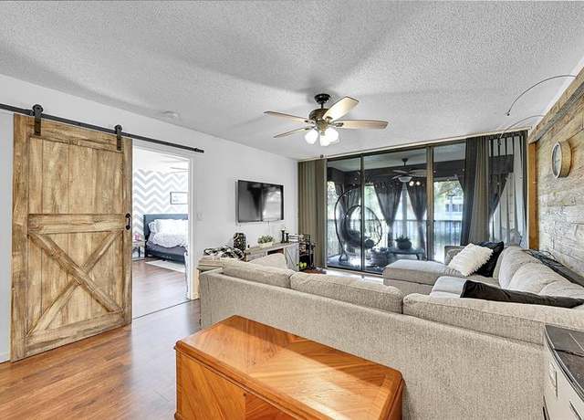Property at 8592 W Sunrise Blvd #206, Plantation, FL 33322, 2 beds, 2 baths