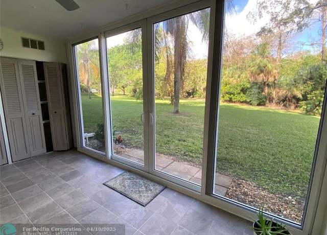 Property at 1060 Oakridge F #1060, Deerfield Beach, FL 33442, 2 beds, 2 baths