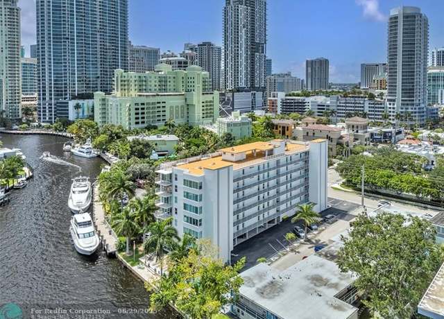 Property at 800 SE 4 St #405, Fort Lauderdale, FL 33301, 2 beds, 2 baths