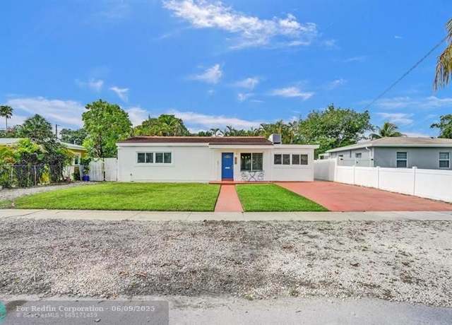 Property at 810 SW 26th Ct, Fort Lauderdale, FL 33315, 3 beds, 2 baths