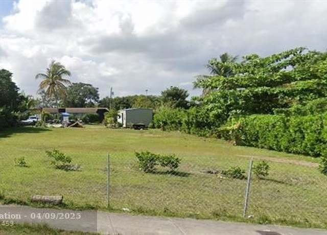 Property at 26440 SW 138th Ave, Homestead, FL 33032