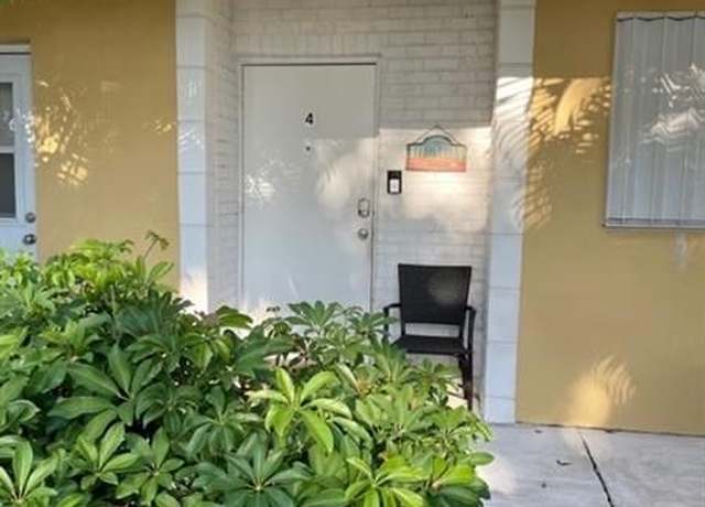 Property at 600 SE 2nd Ave Unit K4, Deerfield Beach, FL 33441, 2 beds, 1 bath