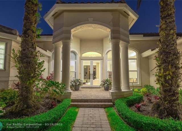 Property at 2529 Montclaire Cir, Weston, FL 33327, 5 beds, 4 baths
