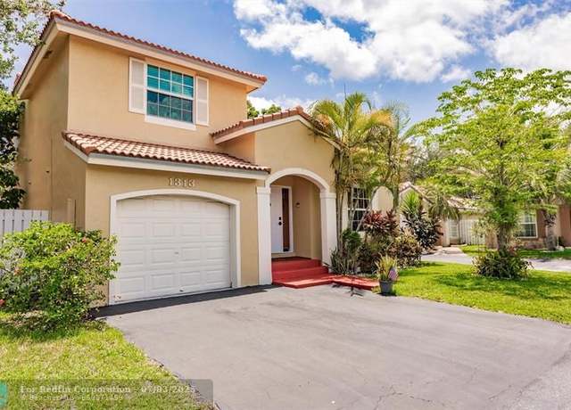 Property at 1313 NW 125th Ter, Sunrise, FL 33323, 3 beds, 2.5 baths