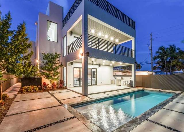 Property at 3320 NE 17th St, Fort Lauderdale, FL 33305, 6 beds, 6 baths