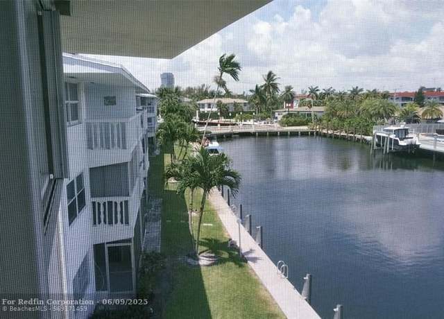Property at 460 Paradise Isle Blvd #301, Hallandale, FL 33009, 2 beds, 2 baths