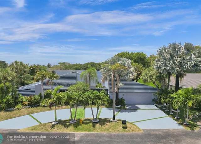 Property at 349 Jacaranda Dr, Plantation, FL 33324, 4 beds, 3.5 baths