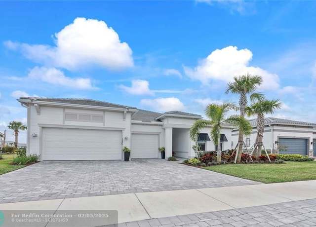 Property at 10870 Stellar Cir, Palm Beach Gardens, FL 33412-2941, 3 beds, 3.5 baths