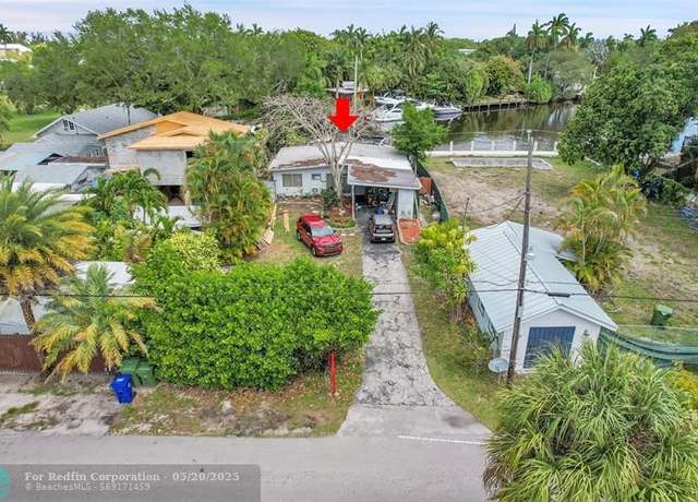 Property at 1127 SW 5th Pl, Fort Lauderdale, FL 33312, 3 beds, 2 baths
