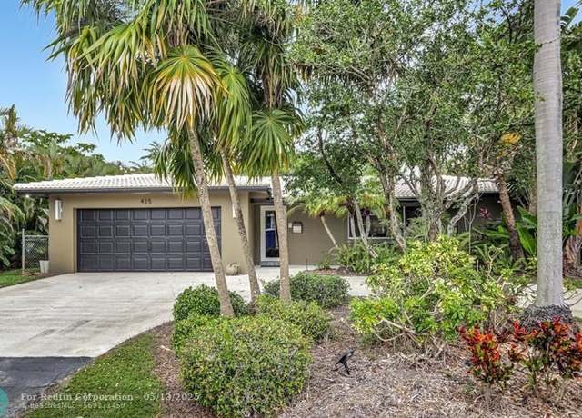 Property at 425 NW 24th St, Wilton Manors, FL 33311, 4 beds, 2 baths