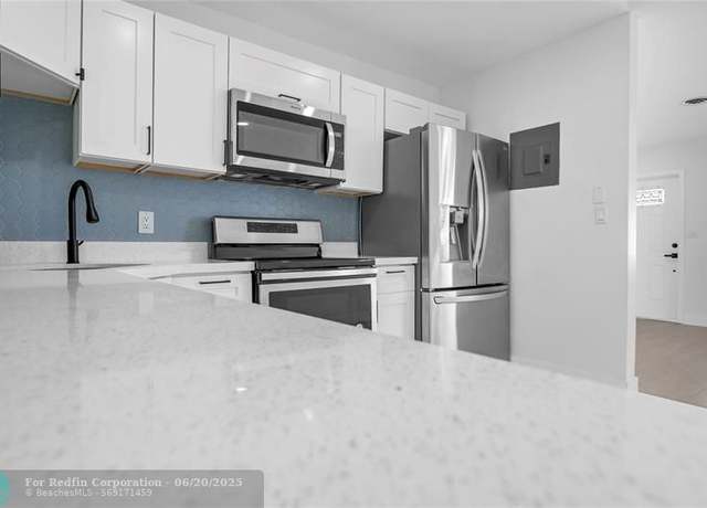Property at 4556 NW 16th Way, Fort Lauderdale, FL 33309, 3 beds, 2 baths