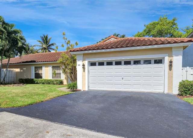 Property at 9532 NW 9th Ct, Plantation, FL 33324, 4 beds, 2 baths