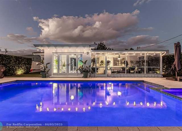 Property at 44 NE 29th St, Wilton Manors, FL 33334, 3 beds, 2 baths
