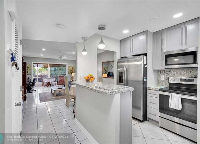Property at 9001 Sunrise Lakes Blvd #301, Sunrise, FL 33322, 2 beds, 2 baths
