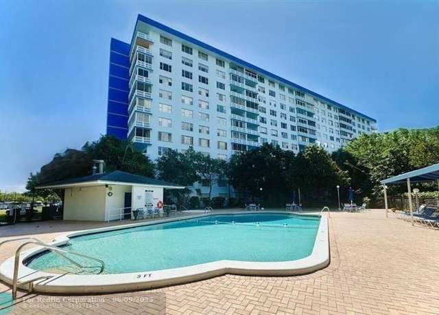 Property at 4001 Hillcrest Dr #509, Hollywood, FL 33021, 1 bed, 1.5 baths