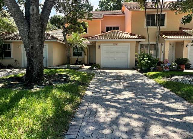Property at 8402 NW 40th Ct, Sunrise, FL 33351, 3 beds, 2.5 baths