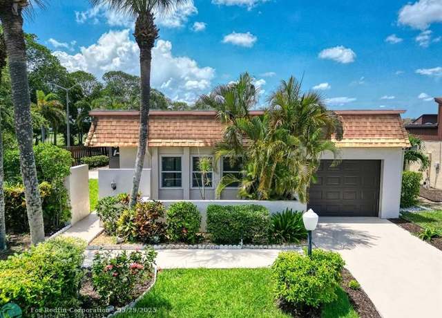Property at 6793 Dupere Ln, FL 33467, 3 beds, 2.5 baths