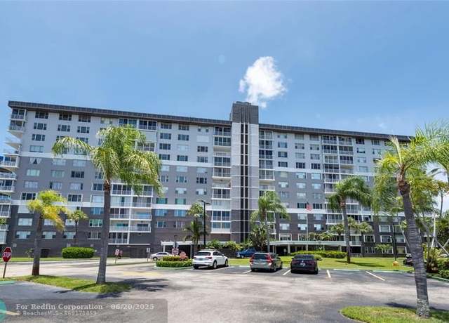 Property at 3850 Washington St #710, Hollywood, FL 33021, 2 beds, 2 baths