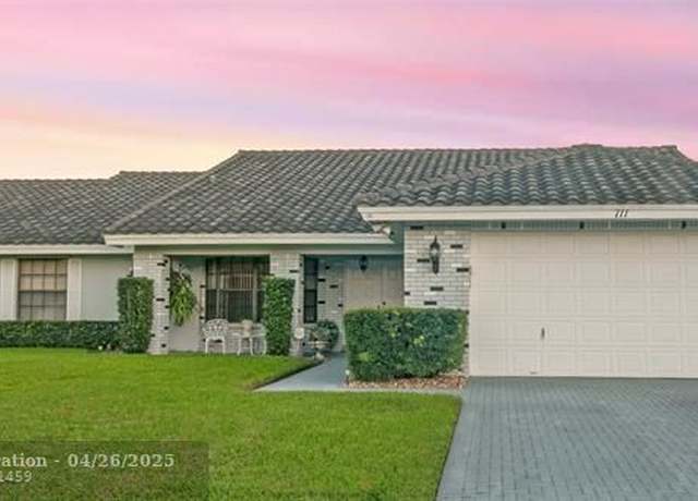 Property at 711 NW 193rd Ave, Pembroke Pines, FL 33029, 4 beds, 2.5 baths