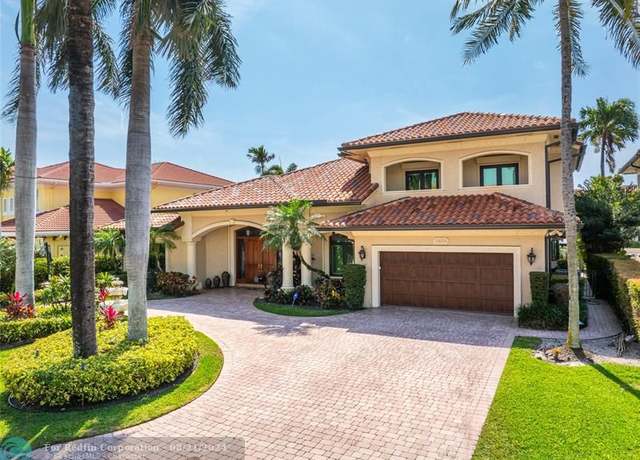 Property at 2326 NE 29th St, Lighthouse Point, FL 33064, 4 beds, 3.5 baths