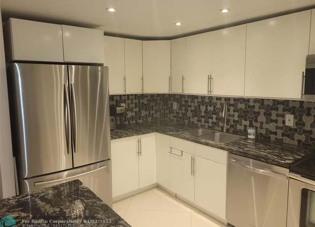 Property at 19390 Collins Ave #1214, Sunny Isles Beach, FL 33160, 1 bed, 1 bath