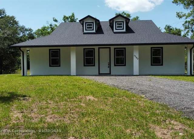 Property at 17182 NW 284th St, Okeechobee, FL 34972, 3 beds, 2 baths