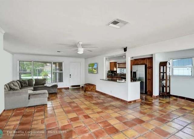 Property at 1320 SE 4th Ave, Pompano Beach, FL 33060, 3 beds, 2 baths
