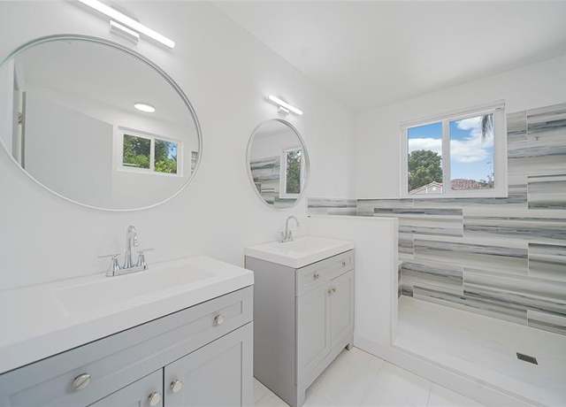 Property at 117 NW 118th Dr, Coral Springs, FL 33071, 3 beds, 2.5 baths