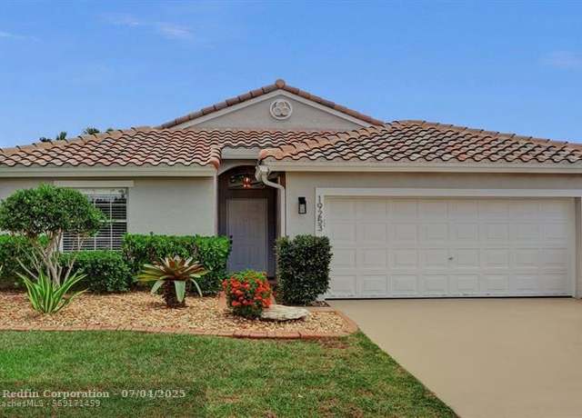 Property at 19253 SW 5th St, Pembroke Pines, FL 33029, 3 beds, 2 baths