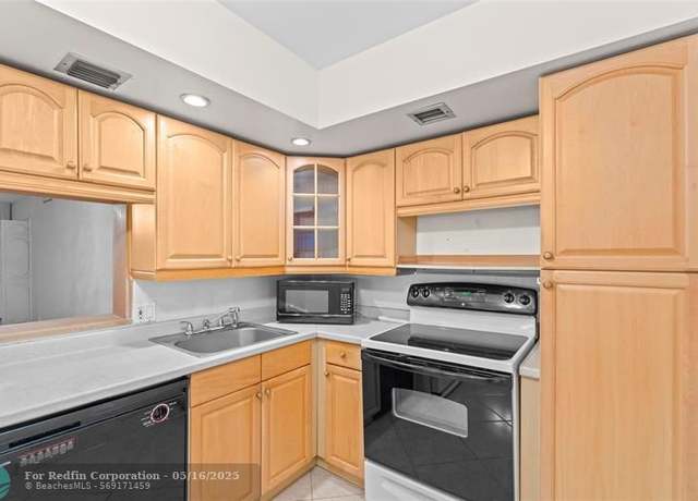 Property at 3200 N Palm Aire Dr #303, Pompano Beach, FL 33069, 2 beds, 2 baths