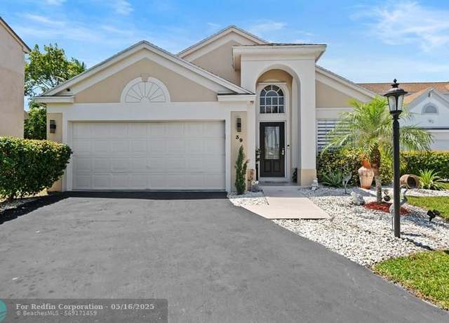Property at 39 Teal Way, Boynton Beach, FL 33436, 3 beds, 2 baths