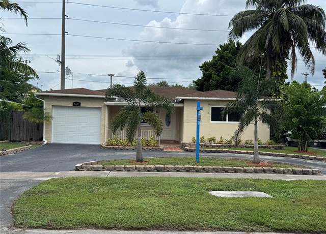 Property at 1401 N 31st Rd, Hollywood, FL 33021, 3 beds, 2 baths