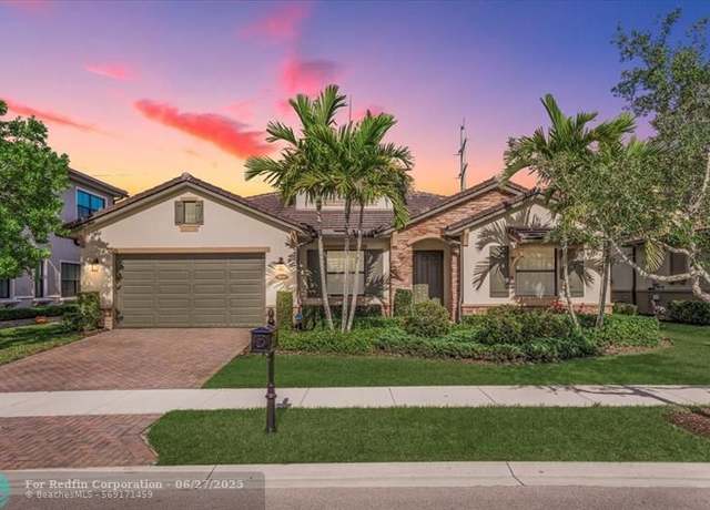 Property at 9010 E Watercrest Cir, Parkland, FL 33076, 4 beds, 3.5 baths